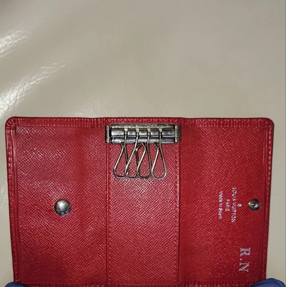 Louis Vuitton Epi 4 Key Holder Red - Picture 3 of 5